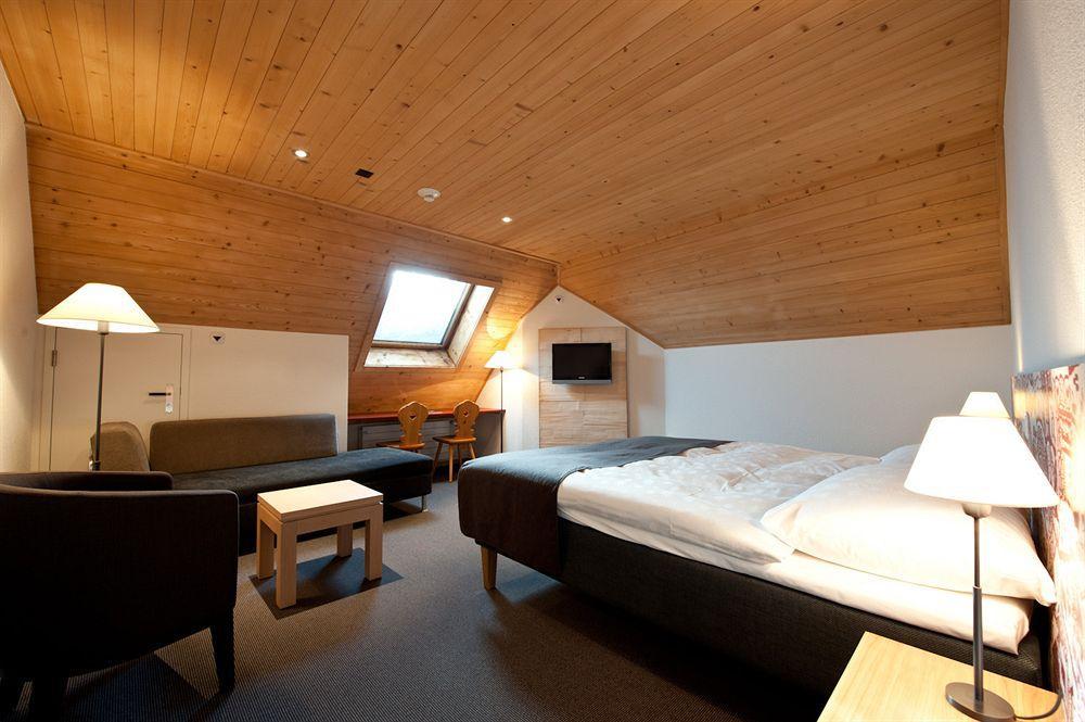 Hotel Landhaus Saanen Extérieur photo
