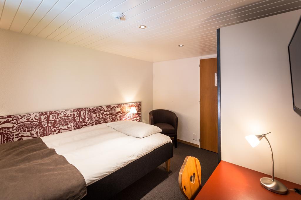 Hotel Landhaus Saanen Extérieur photo